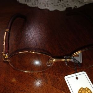 Glasses Without Lens